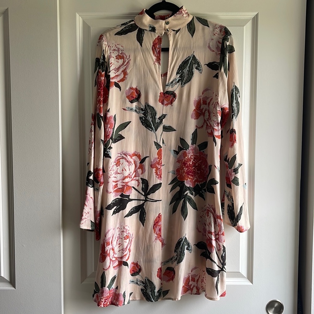 AKIRA long sleeve floral dress